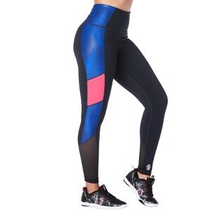 (Strong by Zumba) Don’t Miss a Beat High Waisted Leggings size M
